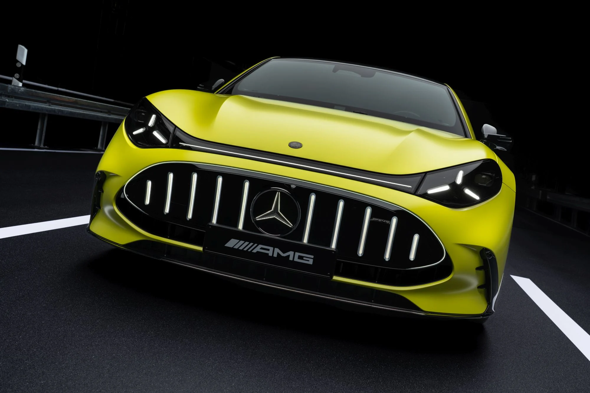 Mercedes présente la première voiture électrique de la division AMG de plus de 1 100 ch Mercedes-AMG GT 4 portes